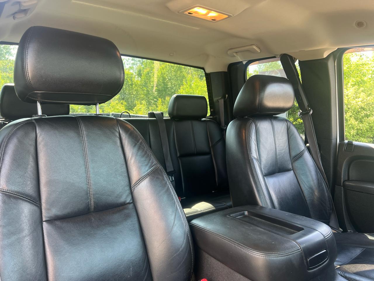 Chevrolet Silverado 1500 4WD Ext Cab 143.5" LTZ 2011