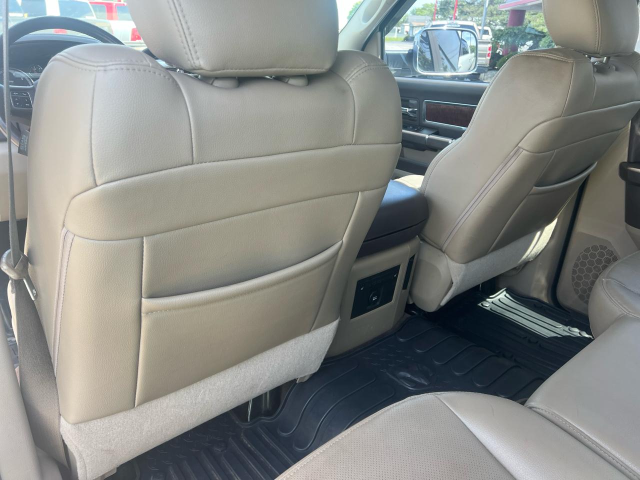 RAM 2500 4WD Crew Cab 149" Laramie 2012