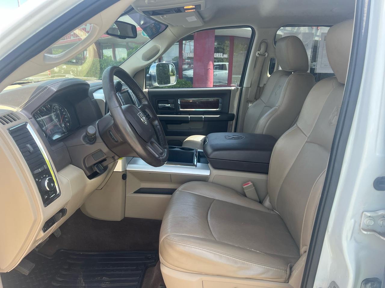 RAM 2500 4WD Crew Cab 149" Laramie 2012