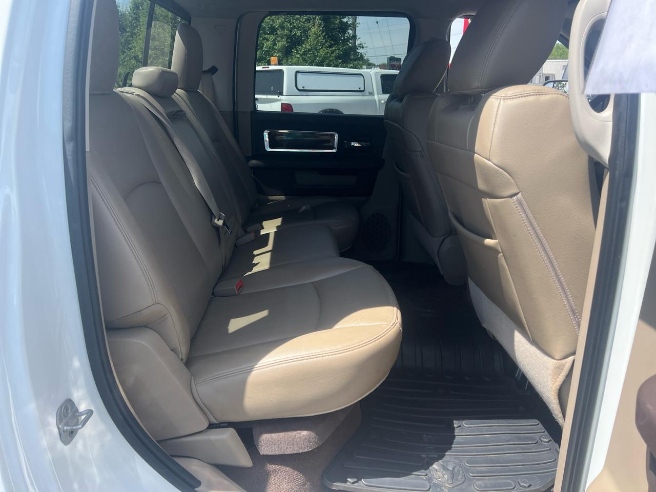 RAM 2500 4WD Crew Cab 149" Laramie 2012