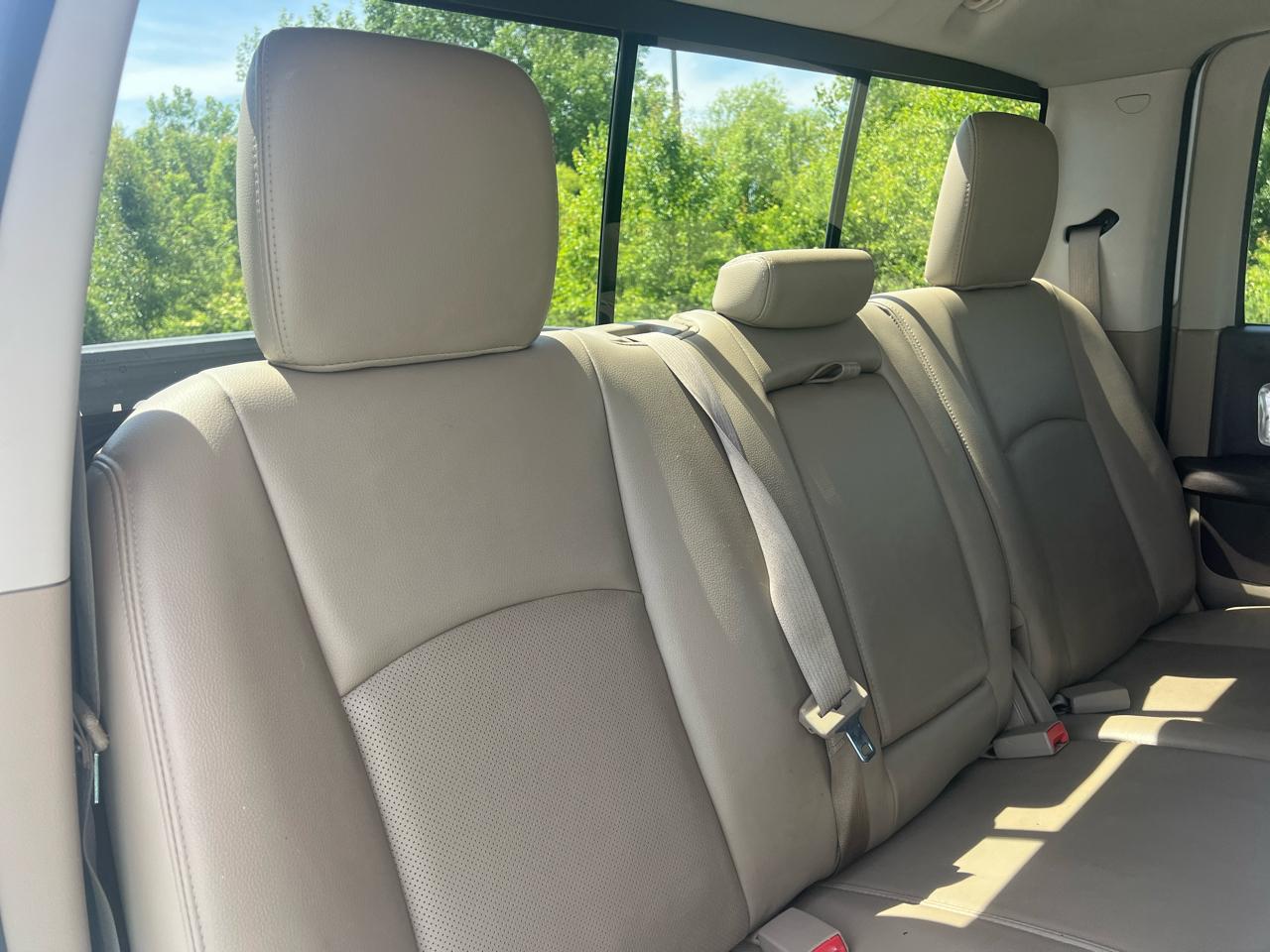 RAM 2500 4WD Crew Cab 149" Laramie 2012