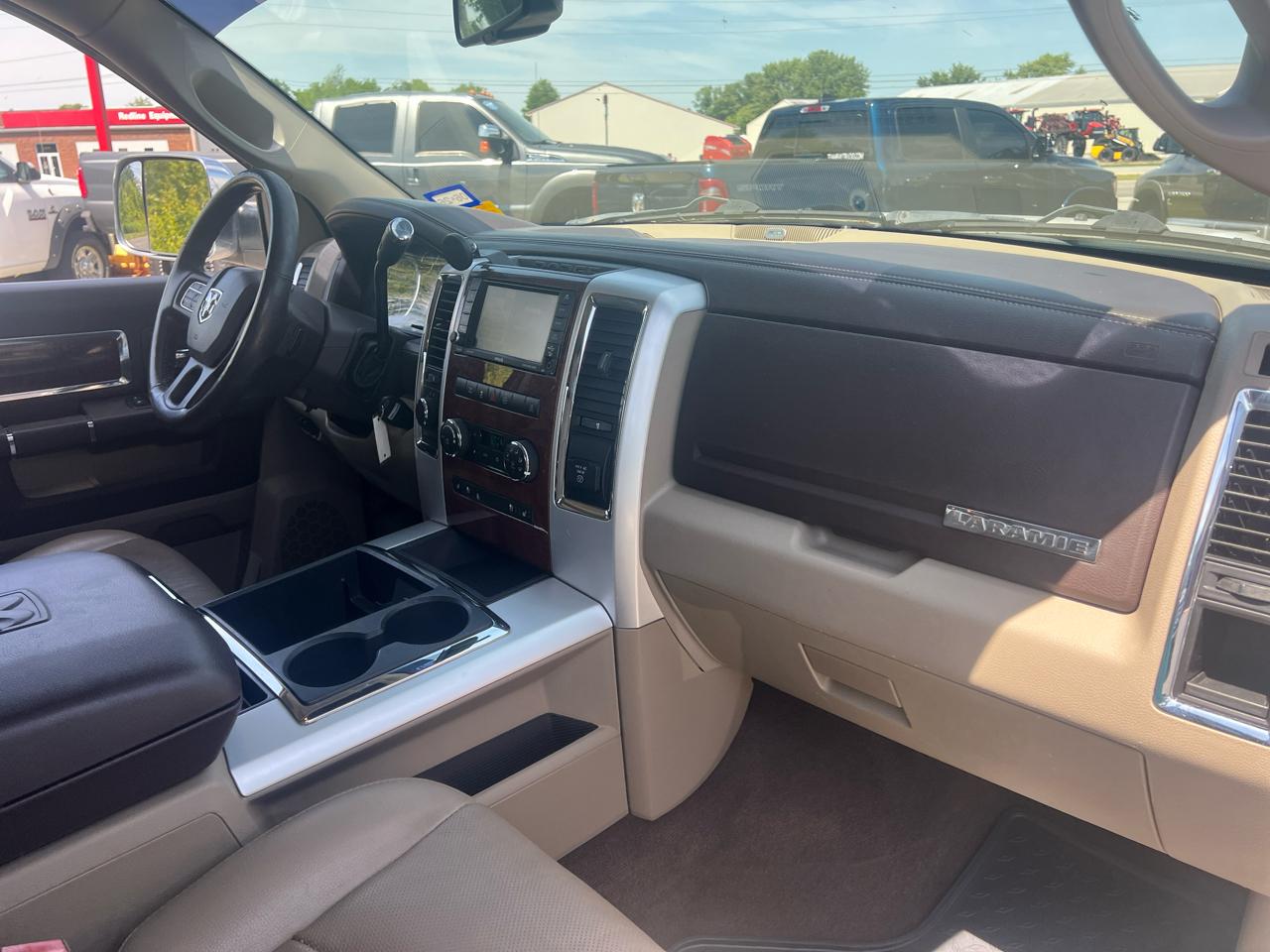 RAM 2500 4WD Crew Cab 149" Laramie 2012