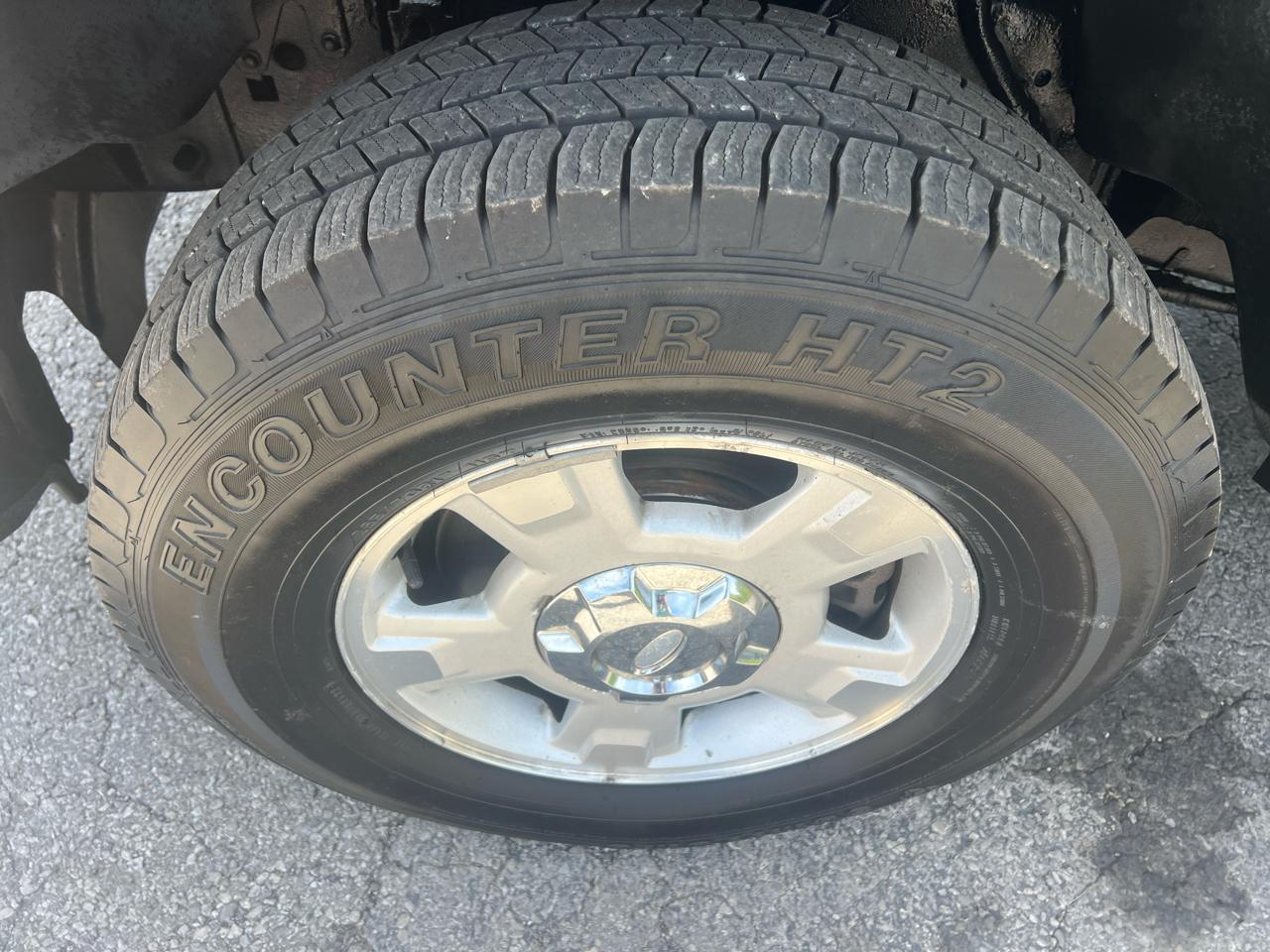 Ford F-150 4WD SuperCrew 145" XLT 2012