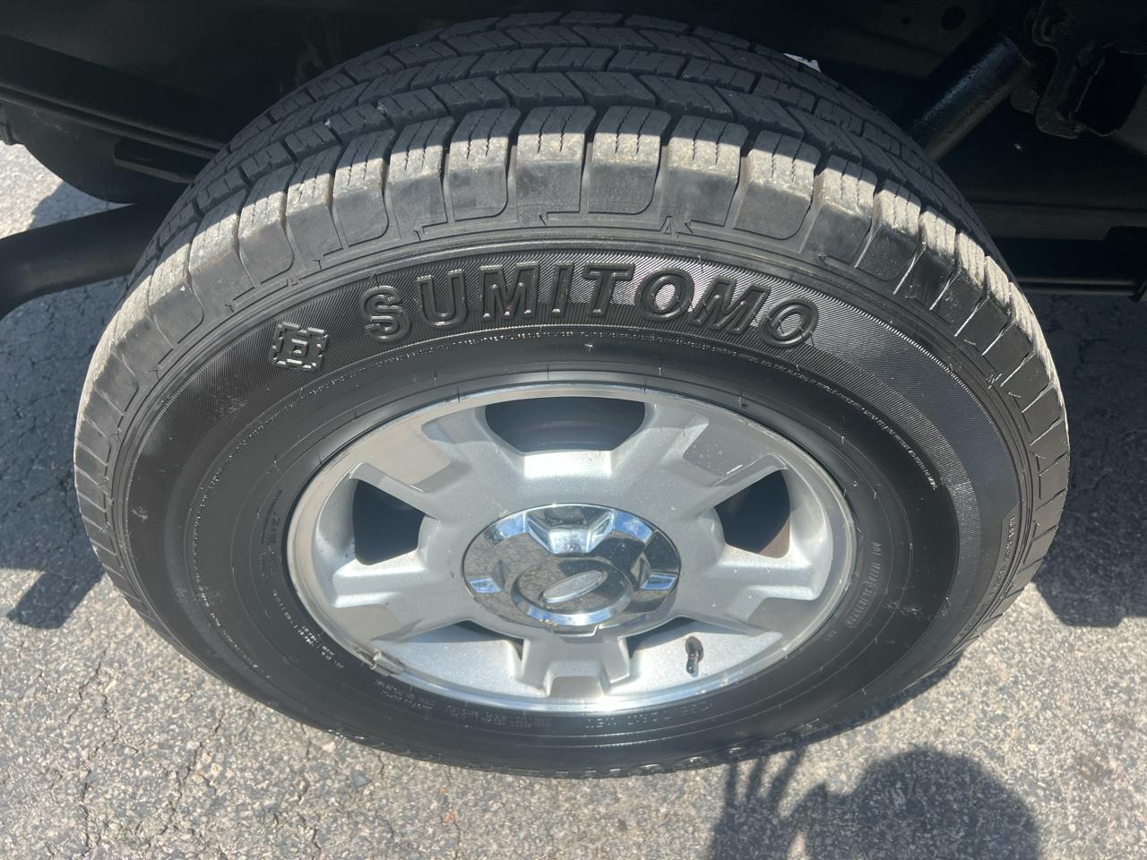 Ford F-150 4WD SuperCrew 145" XLT 2012