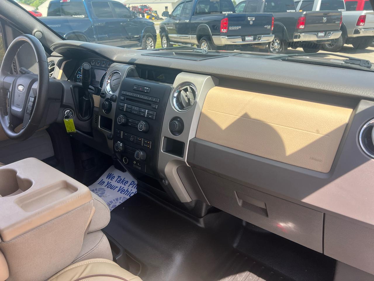 Ford F-150 4WD SuperCrew 145" XLT 2012