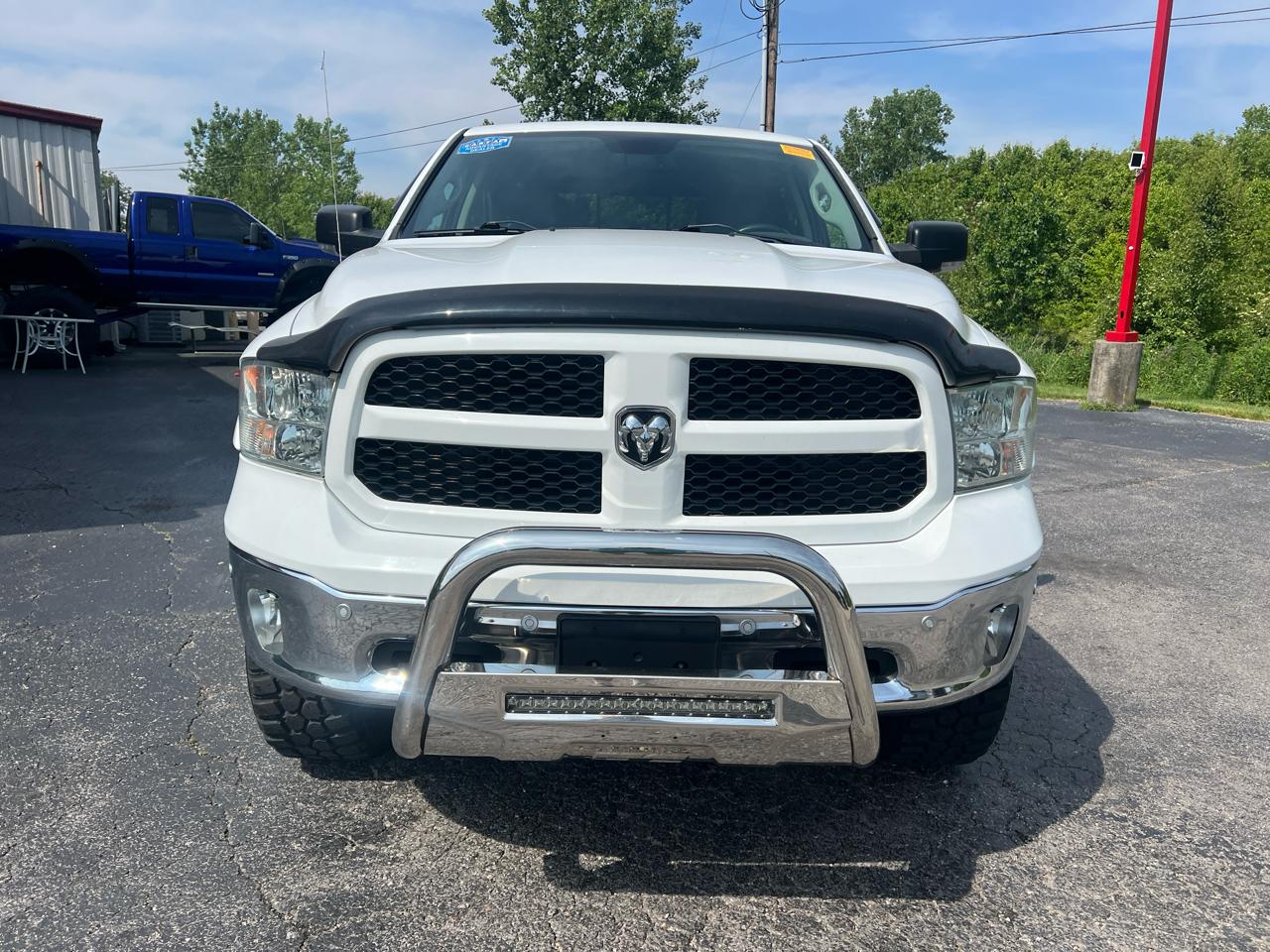 RAM 1500 4WD Crew Cab 140.5" Outdoorsman 2014