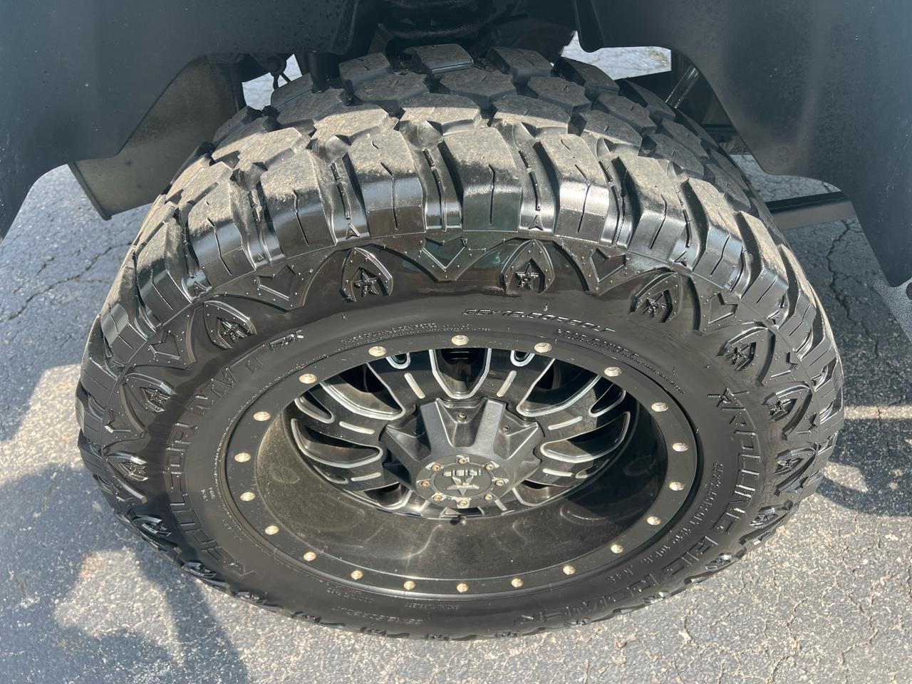 RAM 1500 4WD Crew Cab 140.5" Outdoorsman 2014