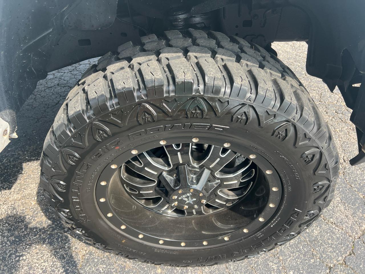 RAM 1500 4WD Crew Cab 140.5" Outdoorsman 2014