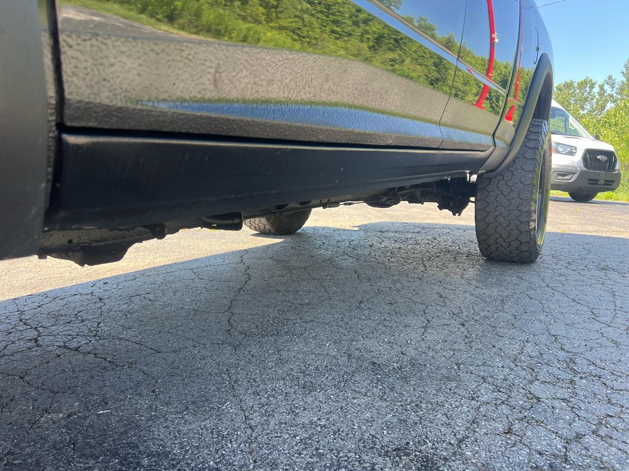 RAM 1500 4WD Quad Cab 140.5" Sport 2011