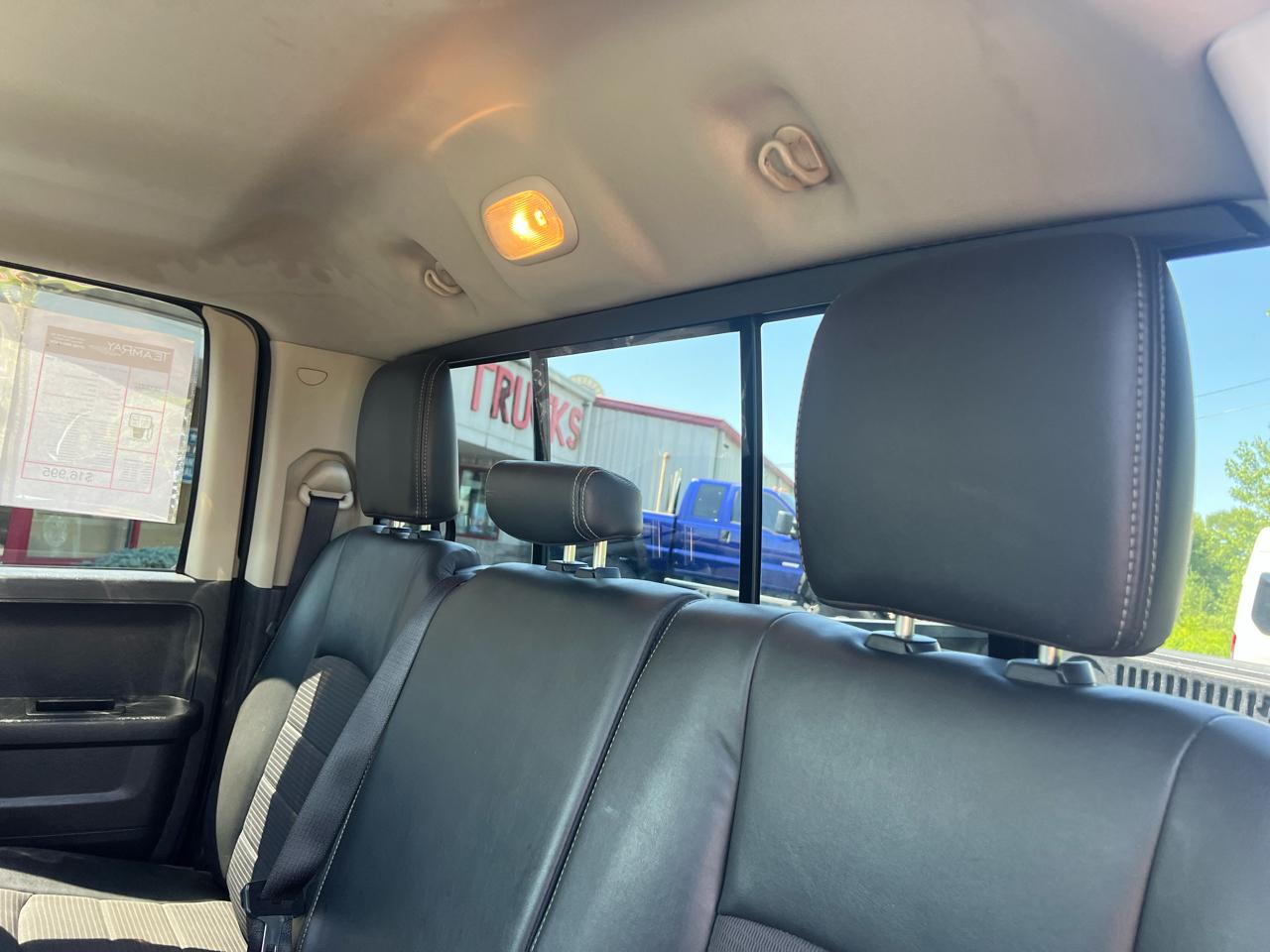 RAM 1500 4WD Quad Cab 140.5" Sport 2011
