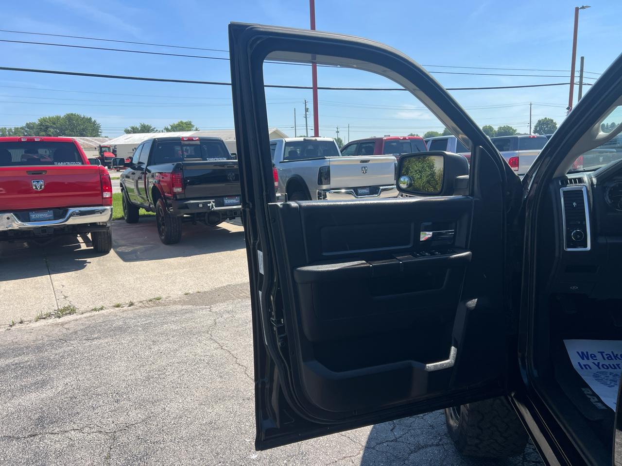 RAM 1500 4WD Quad Cab 140.5" Sport 2011