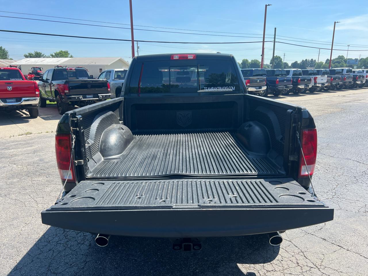 RAM 1500 4WD Quad Cab 140.5" Sport 2011
