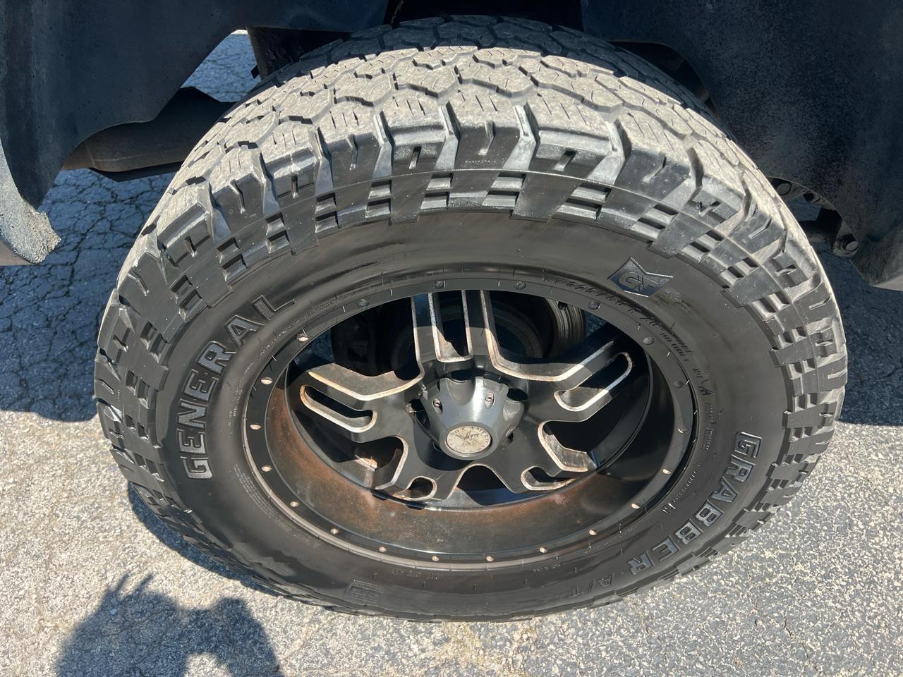 RAM 1500 4WD Quad Cab 140.5" Sport 2011