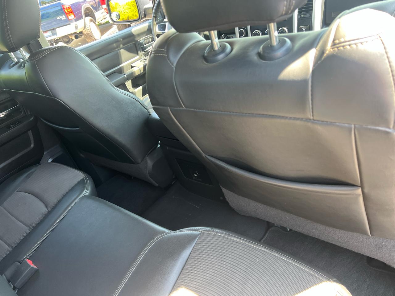 RAM 1500 4WD Quad Cab 140.5" Sport 2011