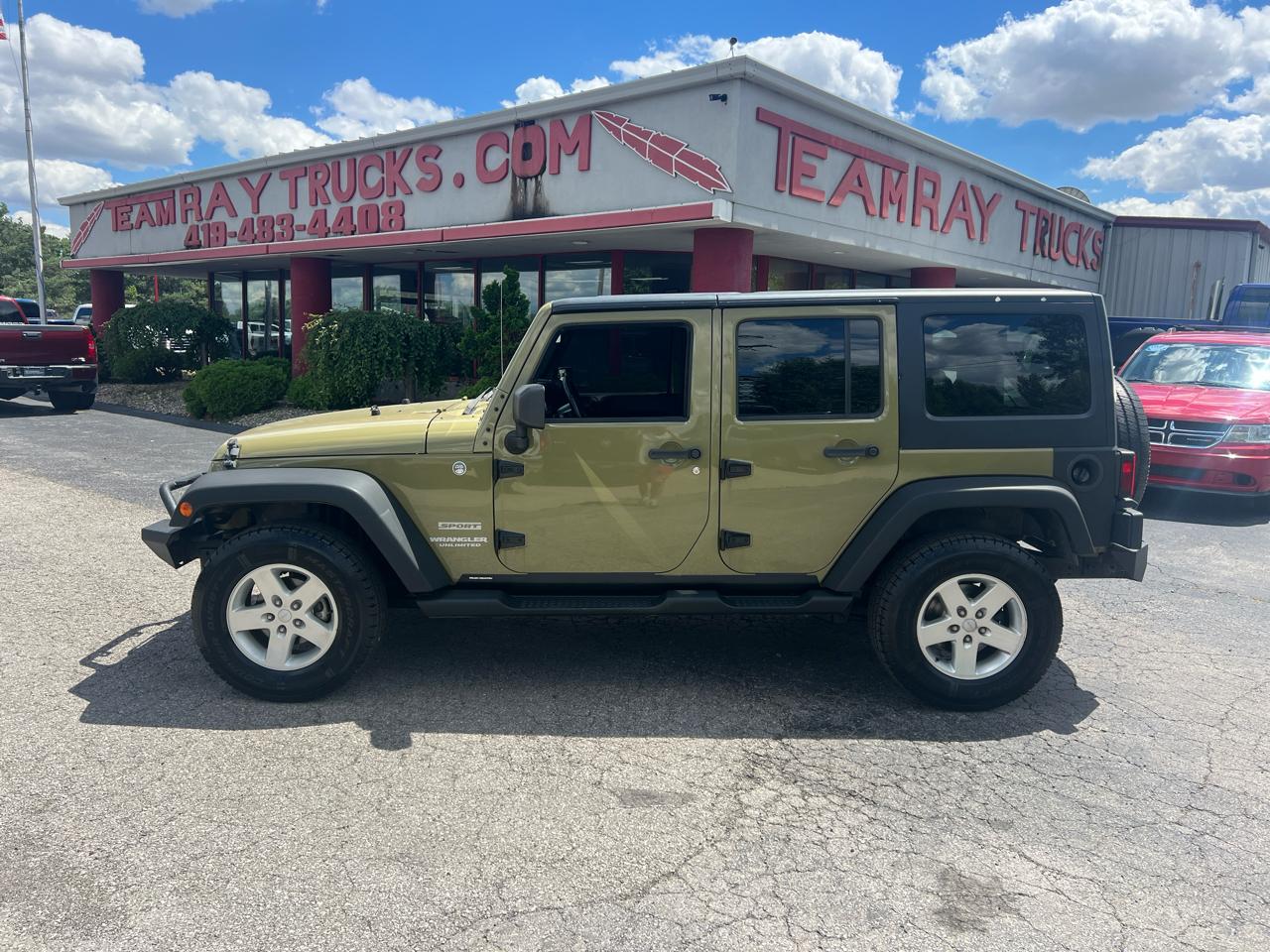 Jeep Wrangler Unlimited 4WD 4dr Sport 2013