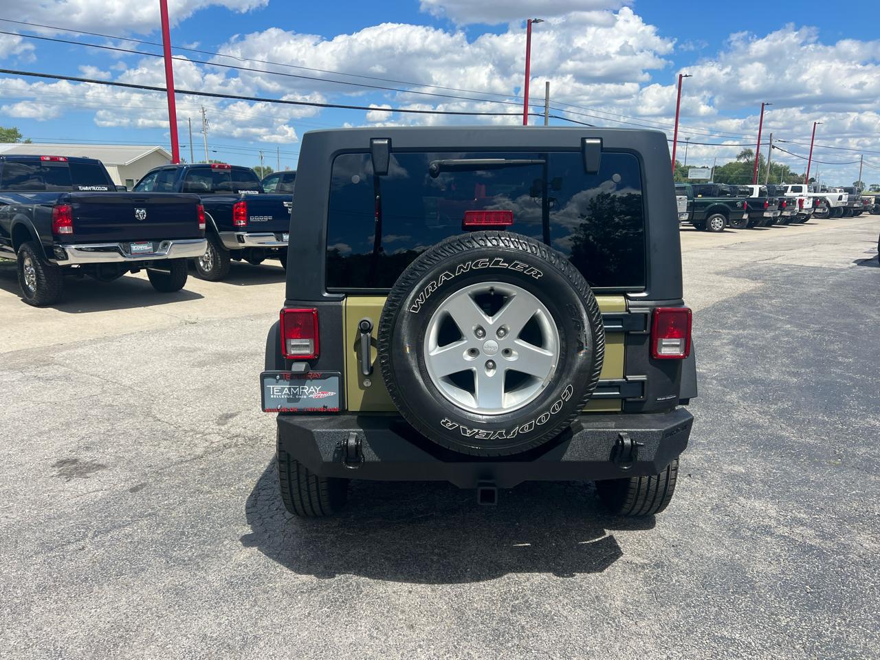 Jeep Wrangler Unlimited 4WD 4dr Sport 2013
