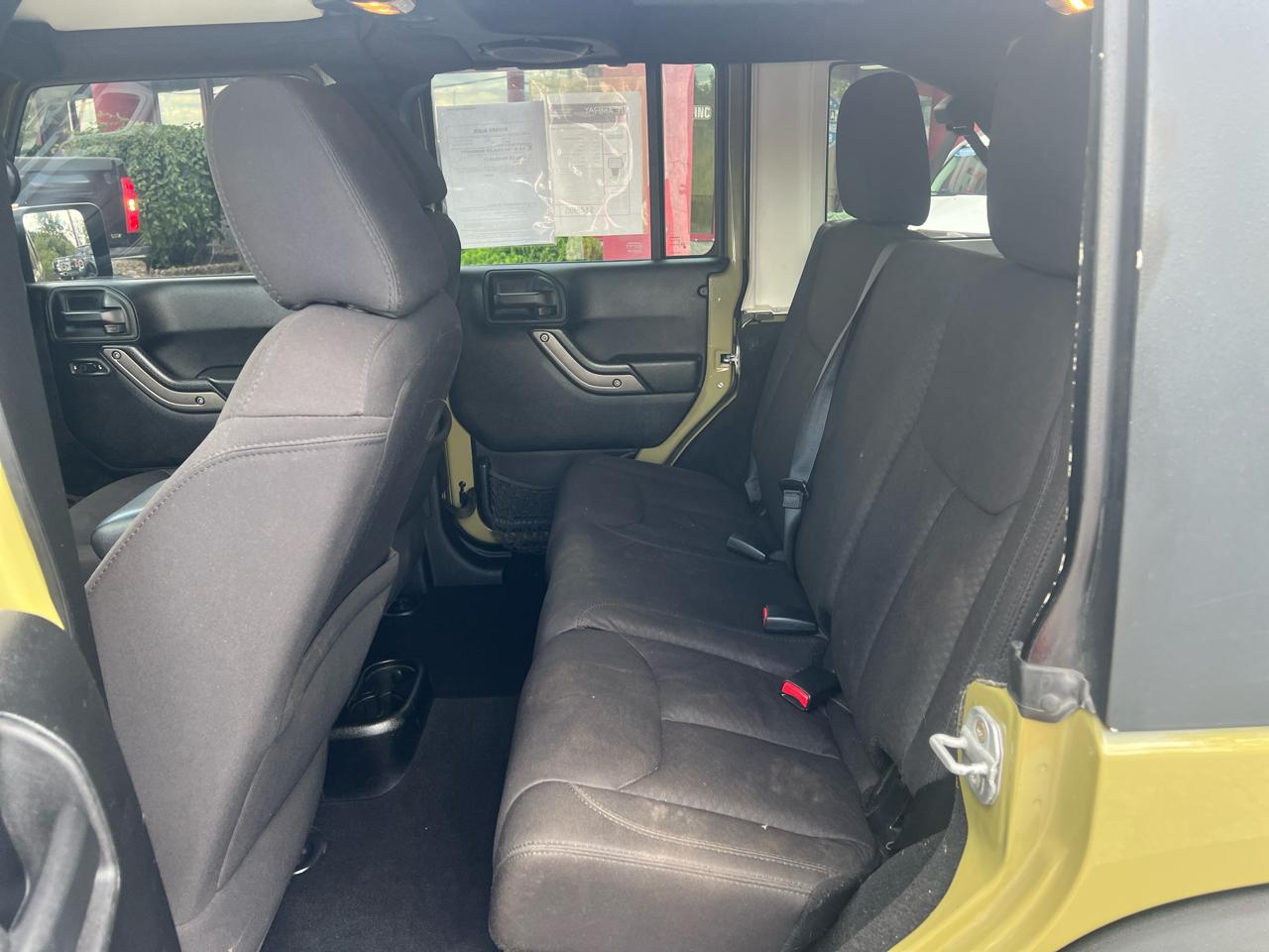 Jeep Wrangler Unlimited 4WD 4dr Sport 2013