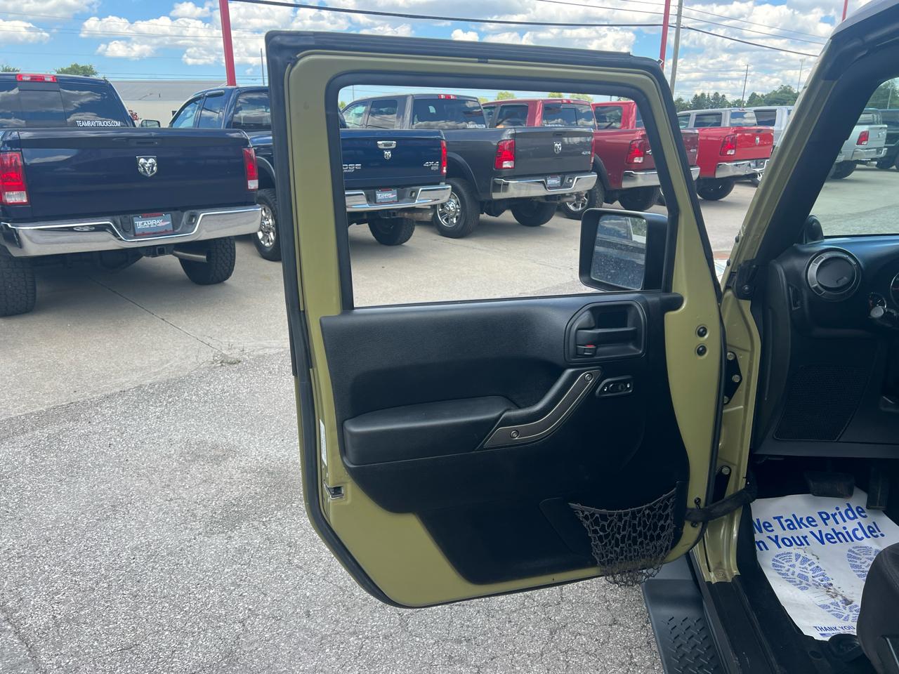 Jeep Wrangler Unlimited 4WD 4dr Sport 2013
