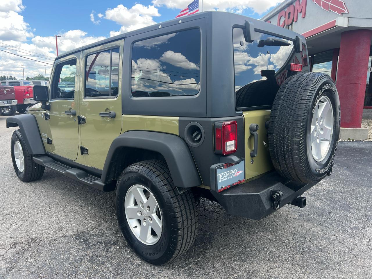 Jeep Wrangler Unlimited 4WD 4dr Sport 2013
