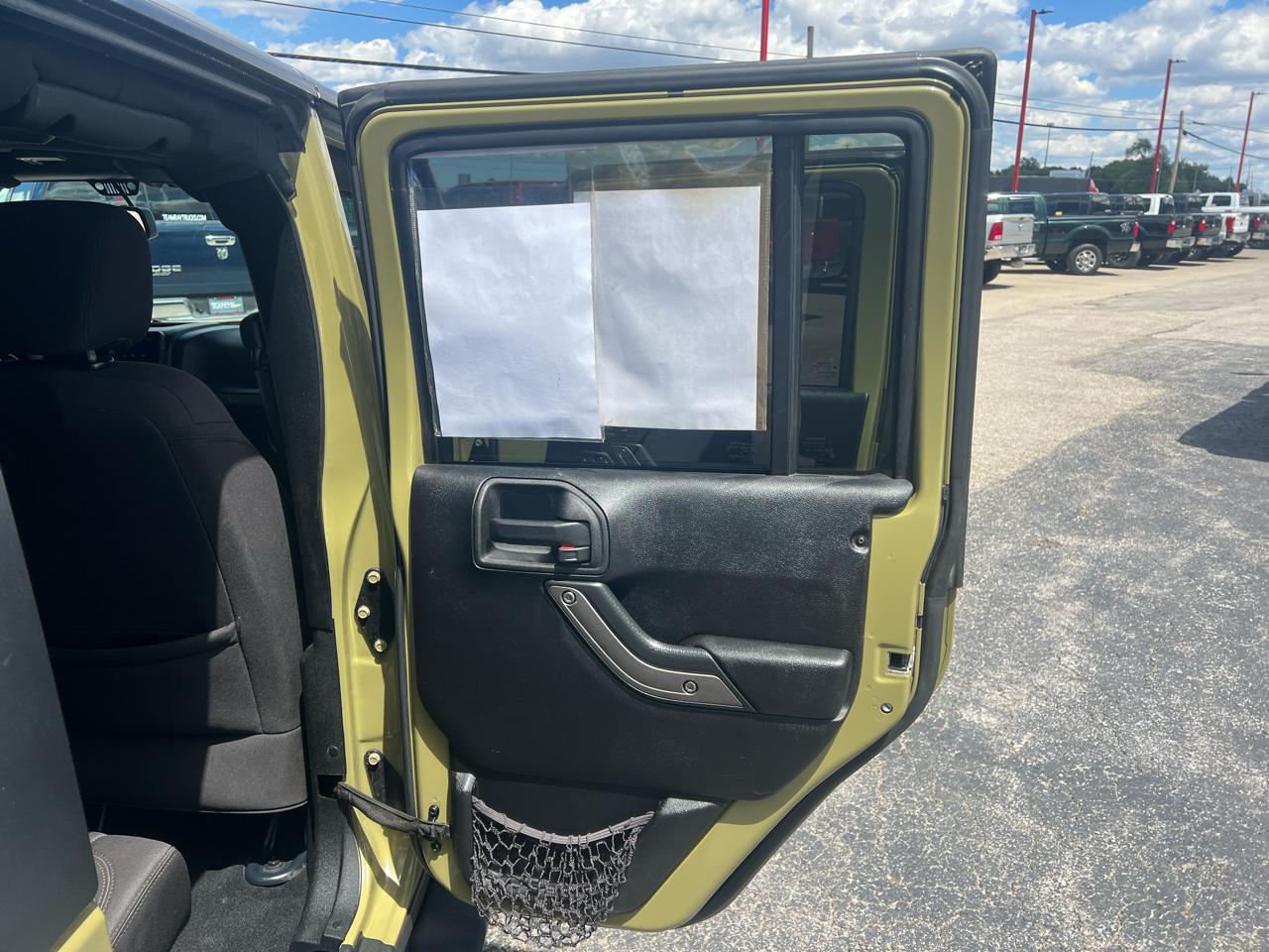 Jeep Wrangler Unlimited 4WD 4dr Sport 2013