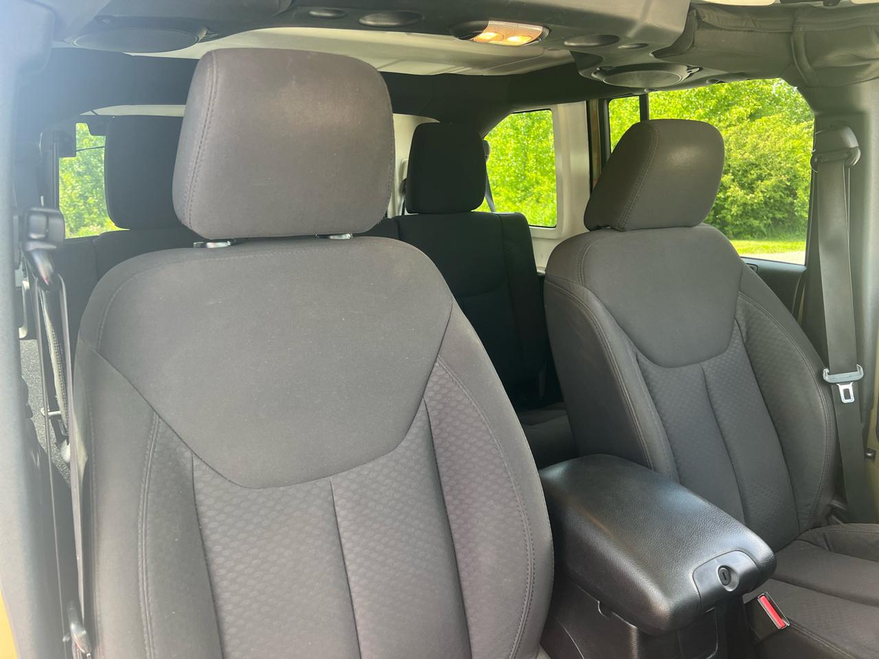 Jeep Wrangler Unlimited 4WD 4dr Sport 2013