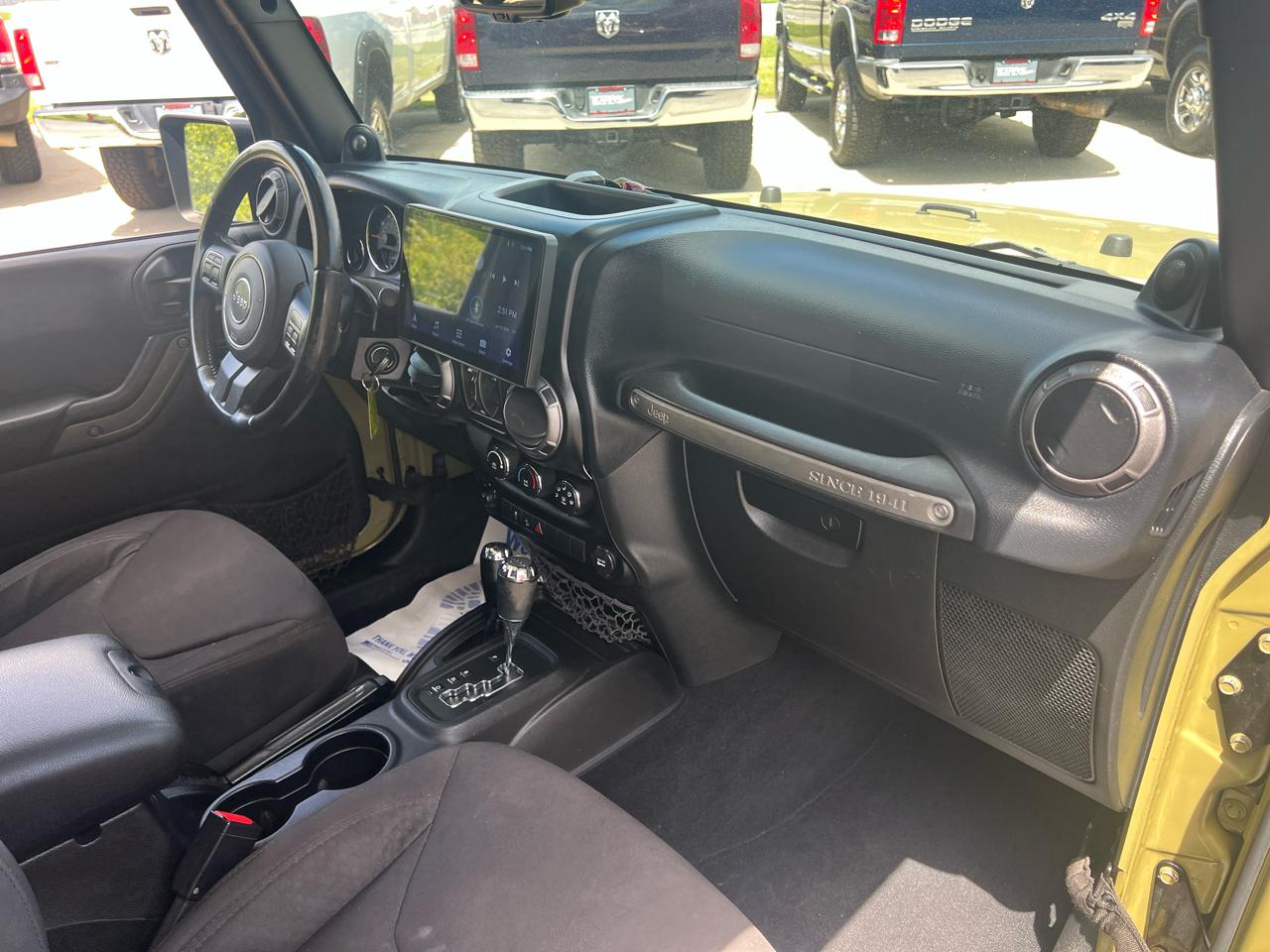Jeep Wrangler Unlimited 4WD 4dr Sport 2013