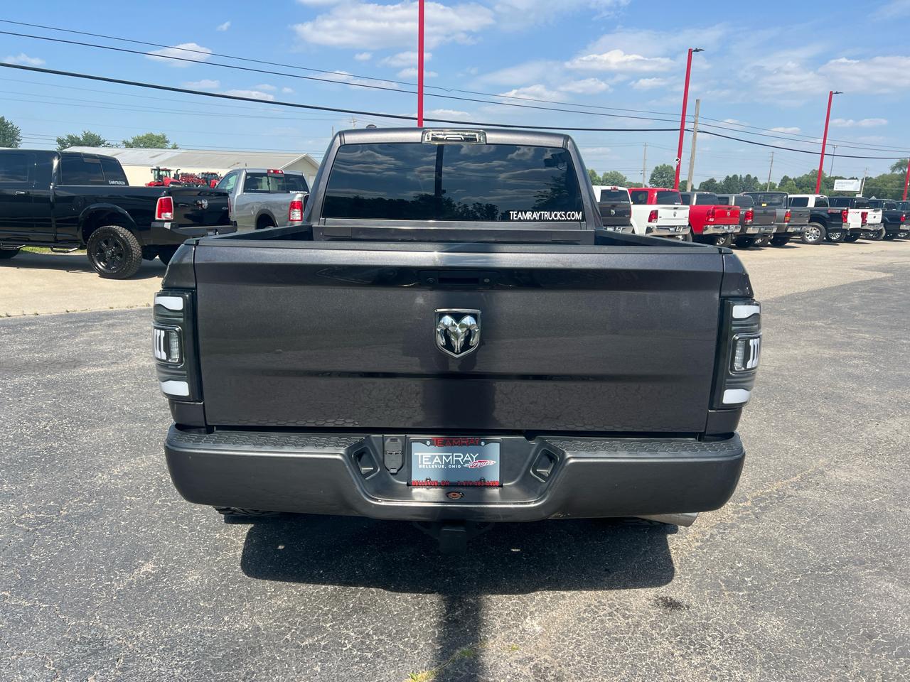 RAM 1500 Express 4x4 Quad Cab 6'4" Box 2018