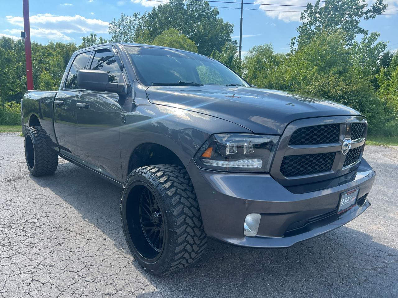 RAM 1500 Express 4x4 Quad Cab 6'4" Box 2018