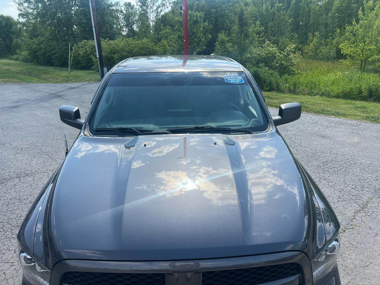 RAM 1500 Express 4x4 Quad Cab 6'4" Box 2018