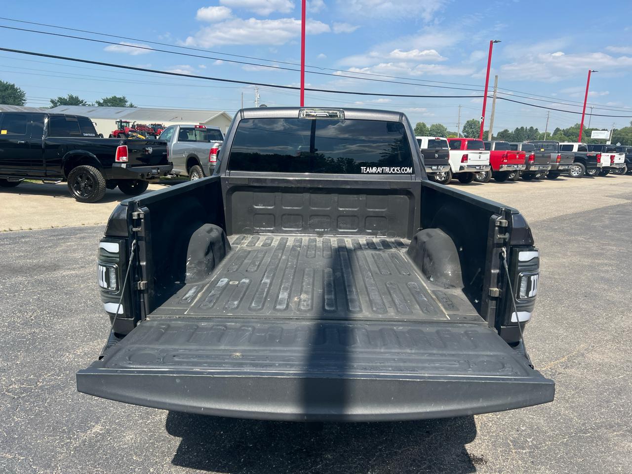 RAM 1500 Express 4x4 Quad Cab 6'4" Box 2018