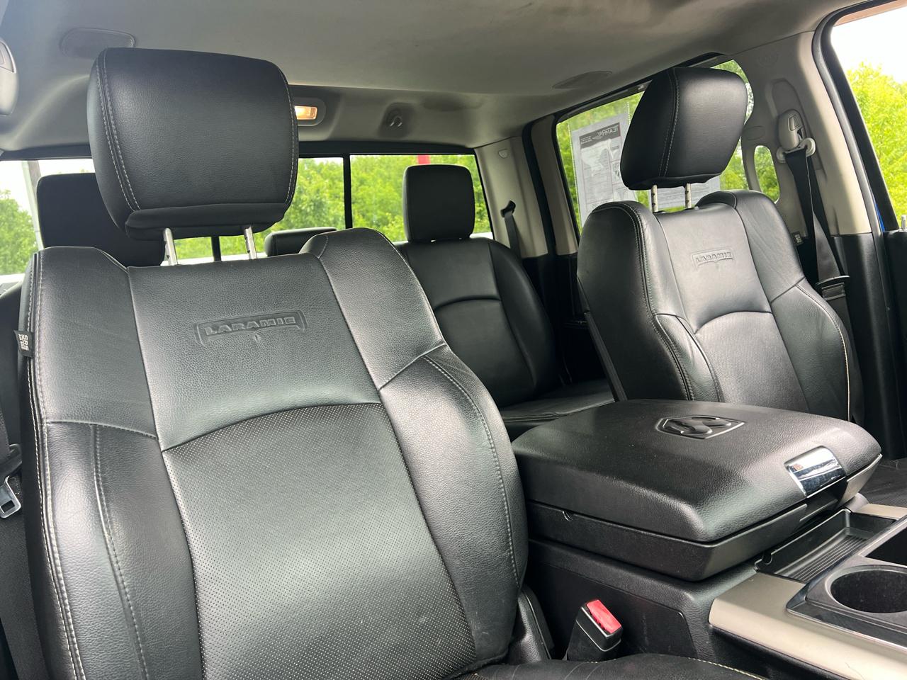 RAM 2500 4WD Crew Cab 149" Laramie 2014