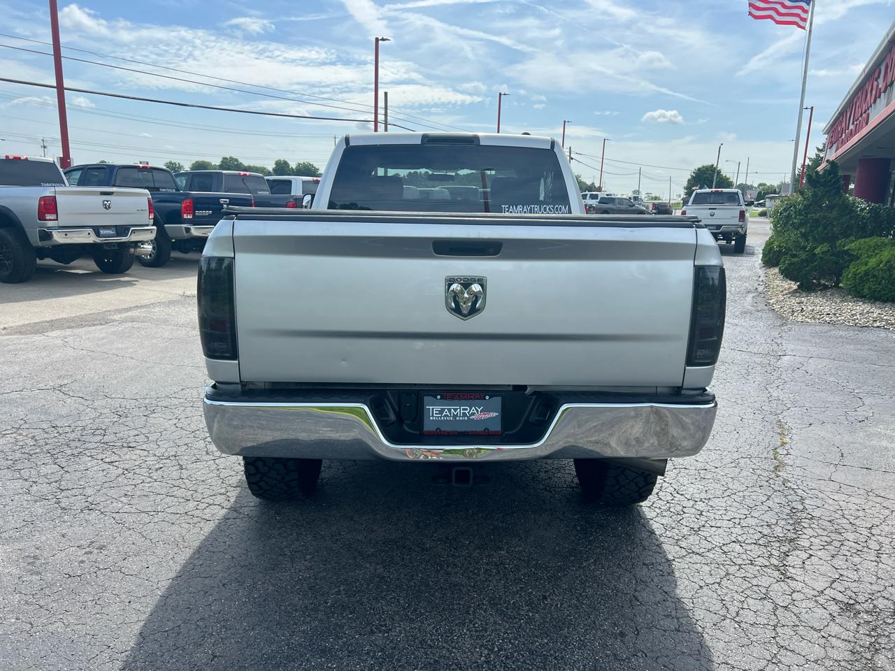Dodge Ram 2500 4WD Crew Cab 149" ST 2010
