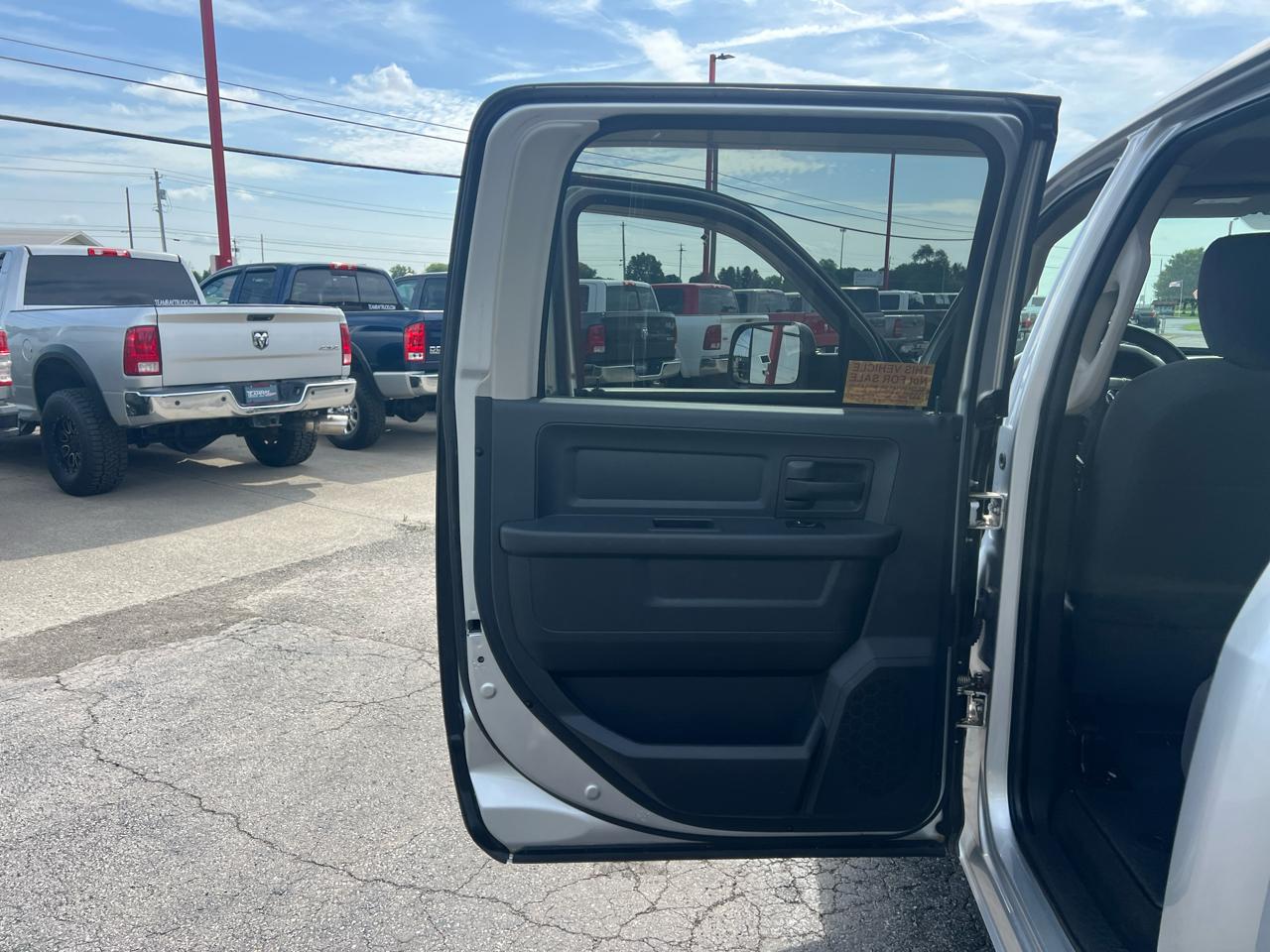 Dodge Ram 2500 4WD Crew Cab 149" ST 2010