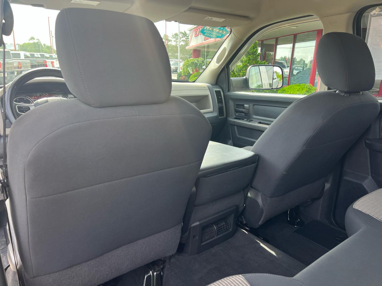 Dodge Ram 2500 4WD Crew Cab 149" ST 2010