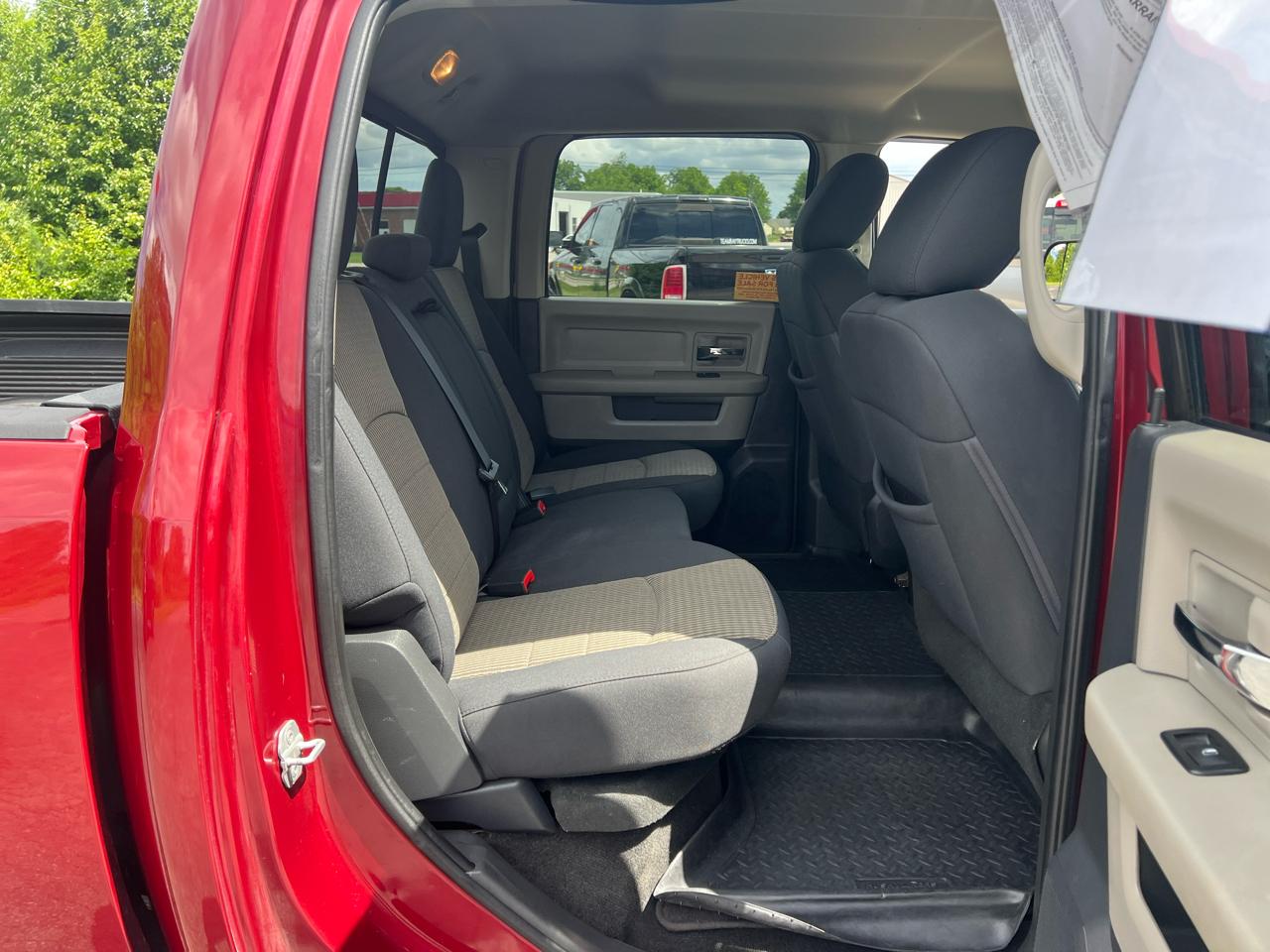 RAM 2500 4WD Crew Cab 149" Lone Star 2012