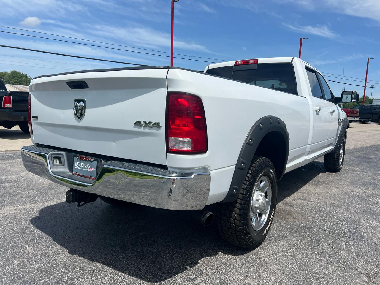RAM 3500 SLT 4x4 Crew Cab 8' Box 2017