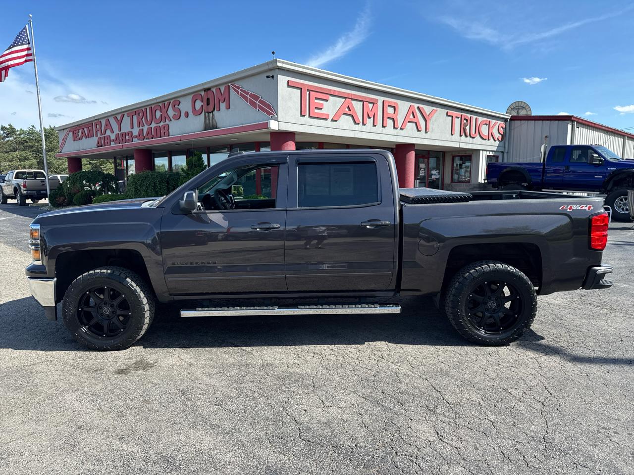 Chevrolet Silverado 1500 4WD Crew Cab 143.5" LT w/1LT 2015
