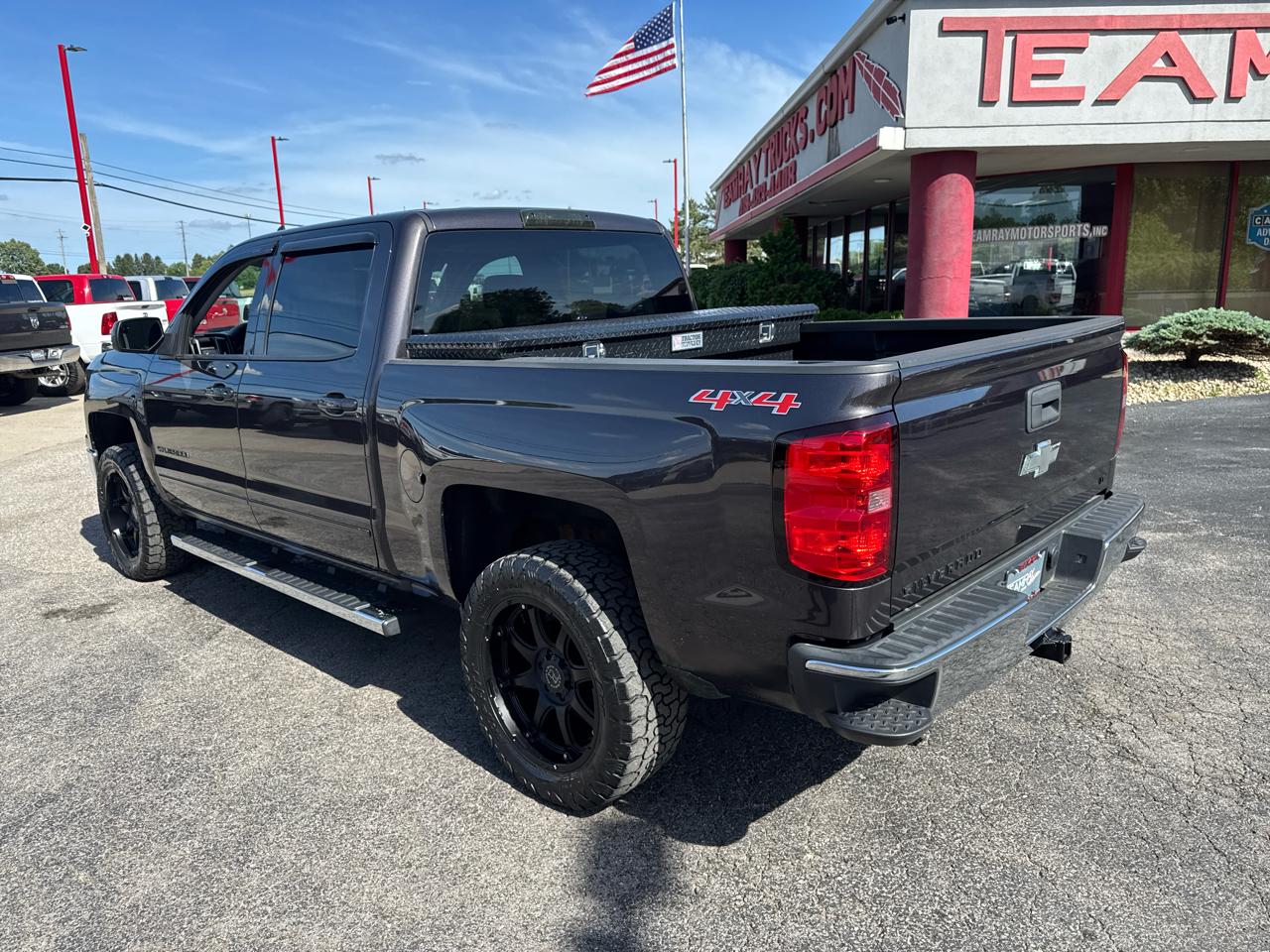 Chevrolet Silverado 1500 4WD Crew Cab 143.5" LT w/1LT 2015