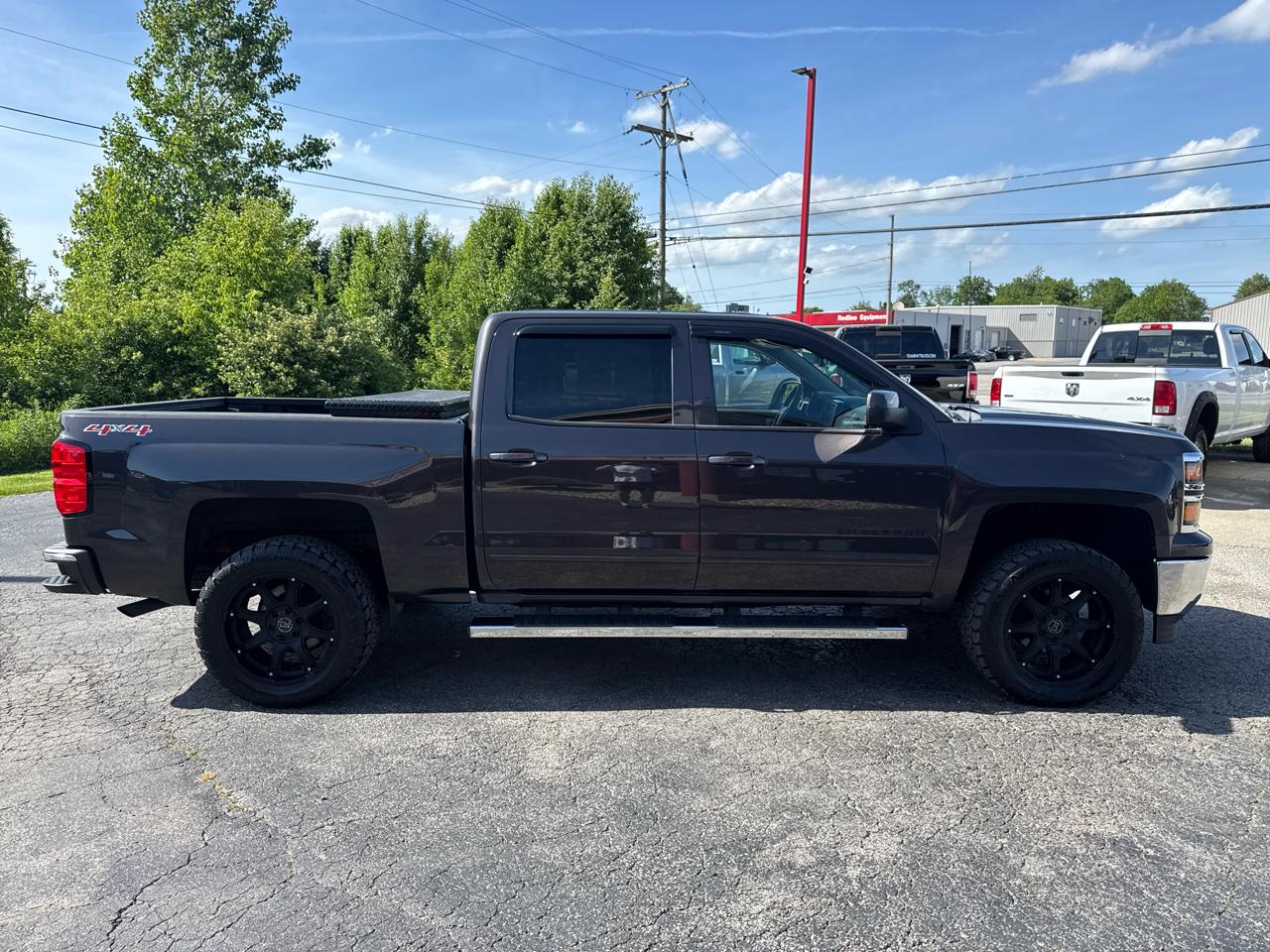 Chevrolet Silverado 1500 4WD Crew Cab 143.5" LT w/1LT 2015