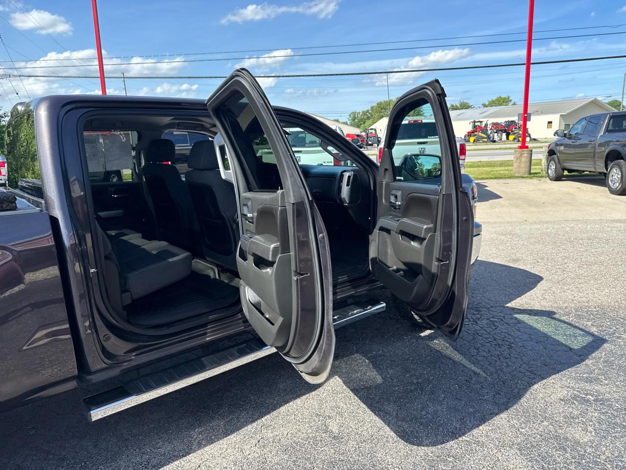 Chevrolet Silverado 1500 4WD Crew Cab 143.5" LT w/1LT 2015