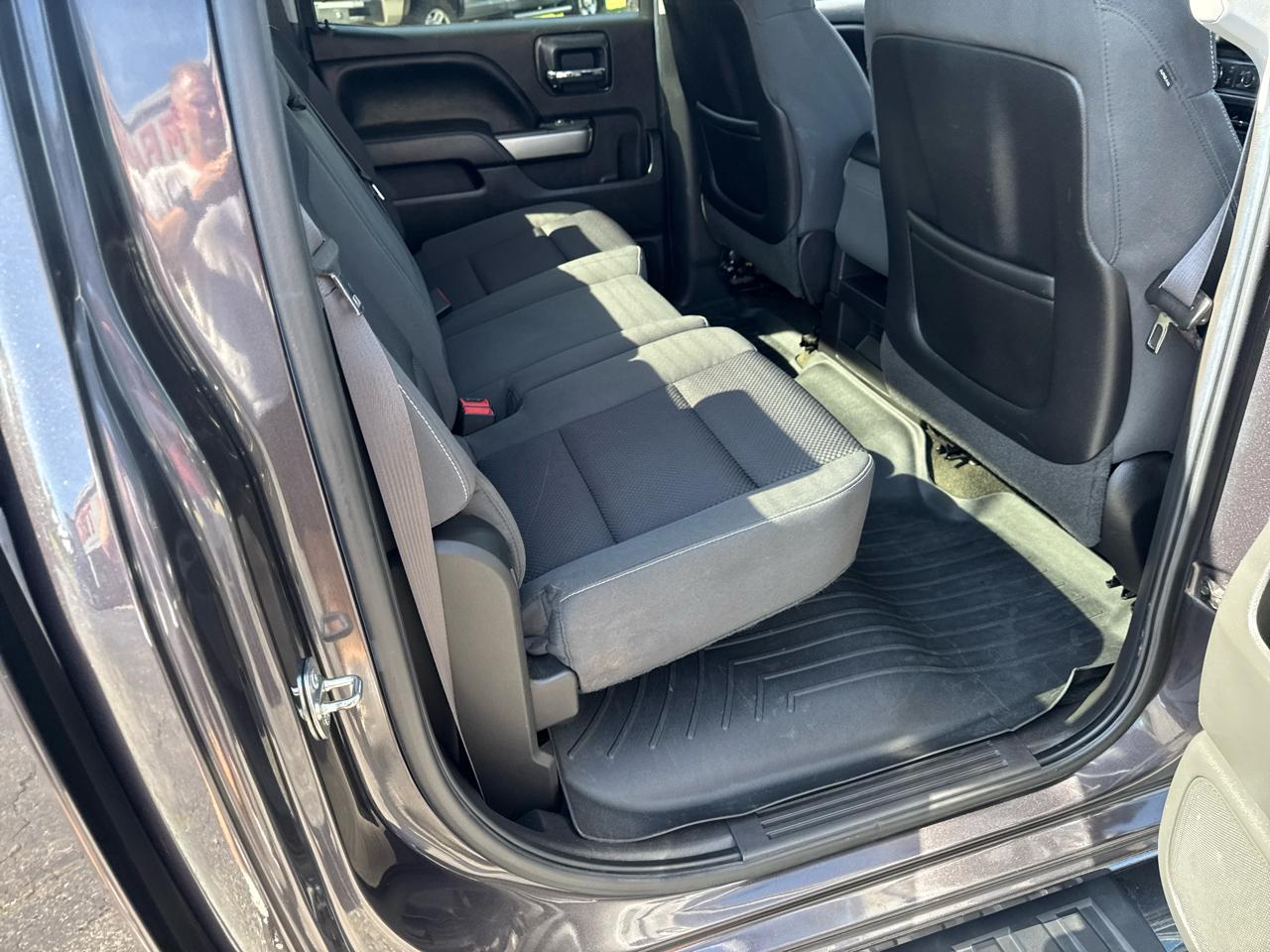 Chevrolet Silverado 1500 4WD Crew Cab 143.5" LT w/1LT 2015