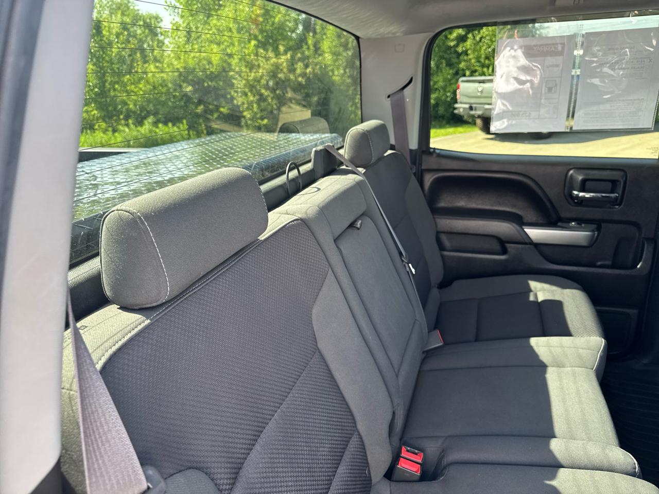 Chevrolet Silverado 1500 4WD Crew Cab 143.5" LT w/1LT 2015