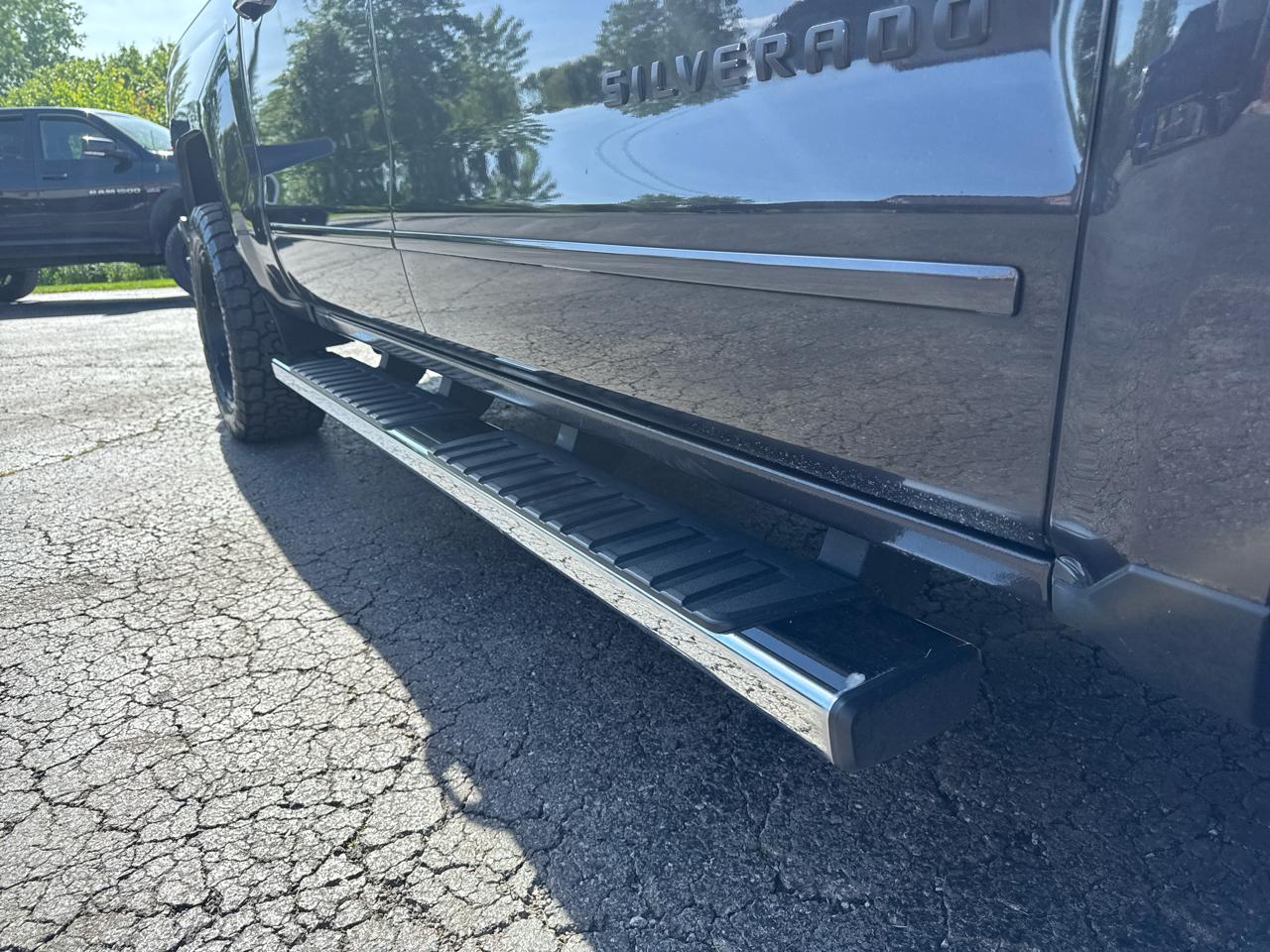 Chevrolet Silverado 1500 4WD Crew Cab 143.5" LT w/1LT 2015