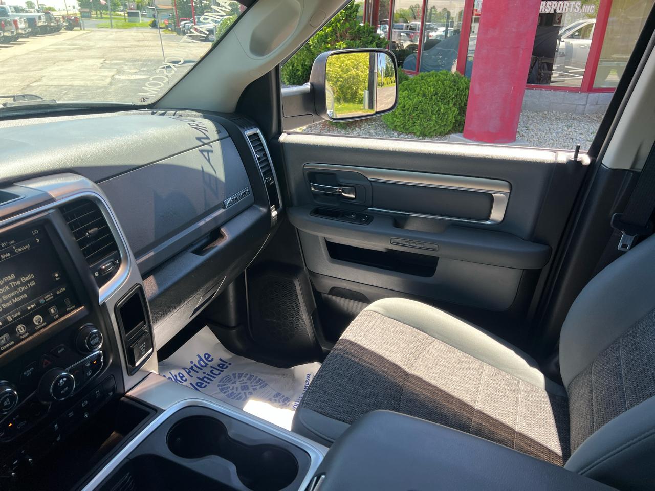 RAM 2500 4WD Crew Cab 149" Big Horn 2016