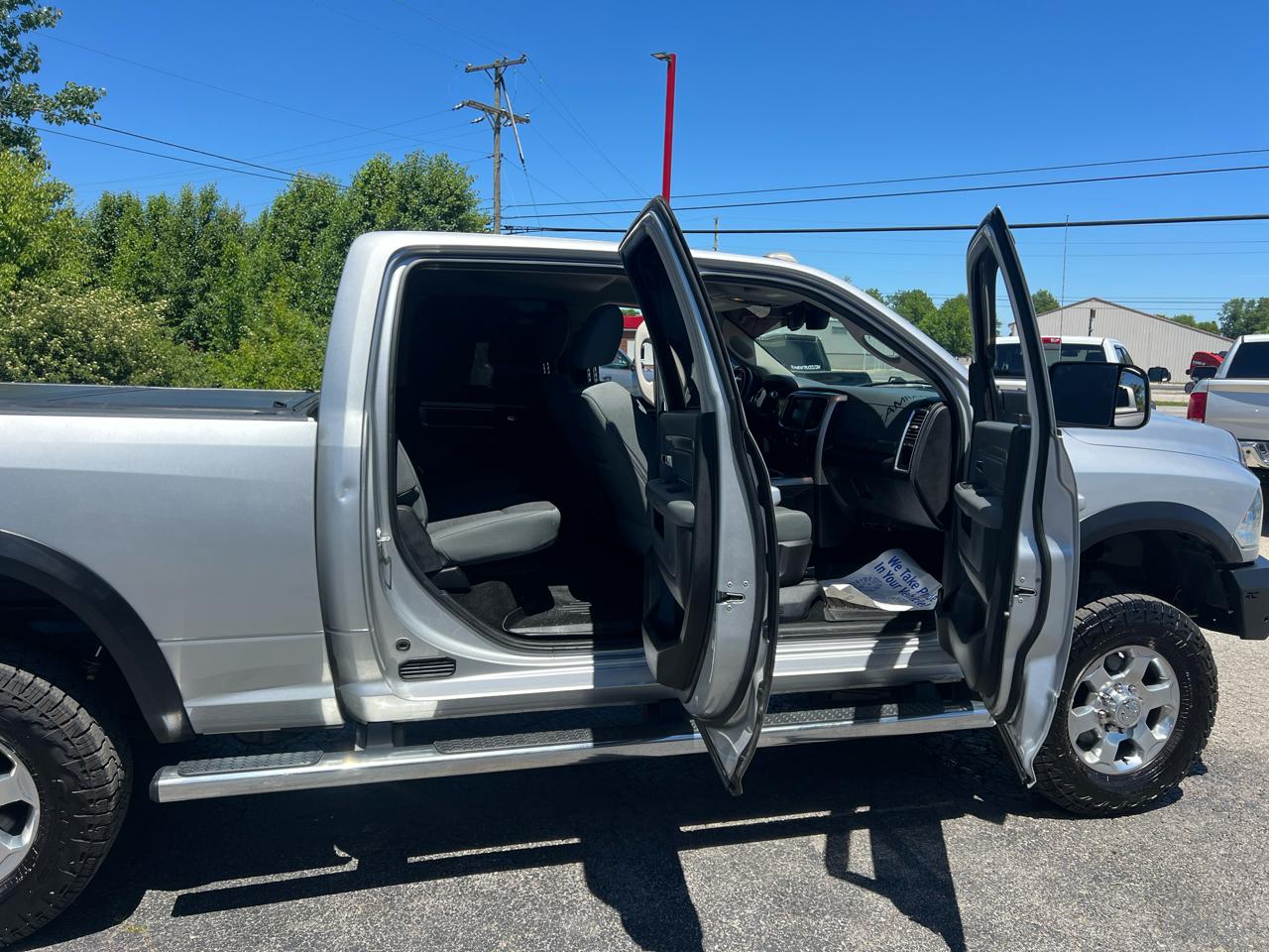 RAM 2500 4WD Crew Cab 149" Big Horn 2016
