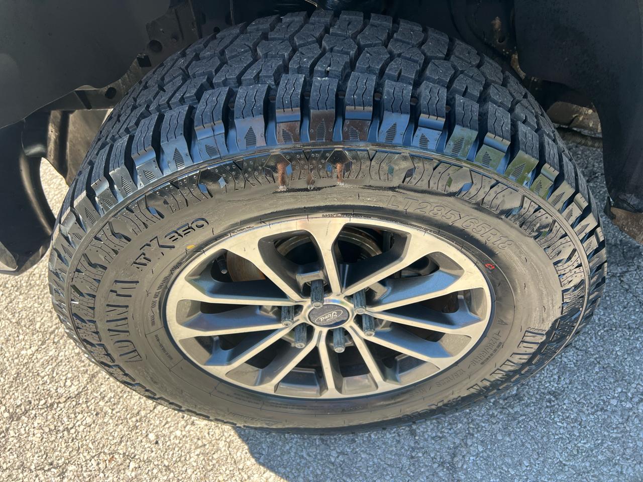 Ford F-150 4WD SuperCrew 145" Lariat 2014