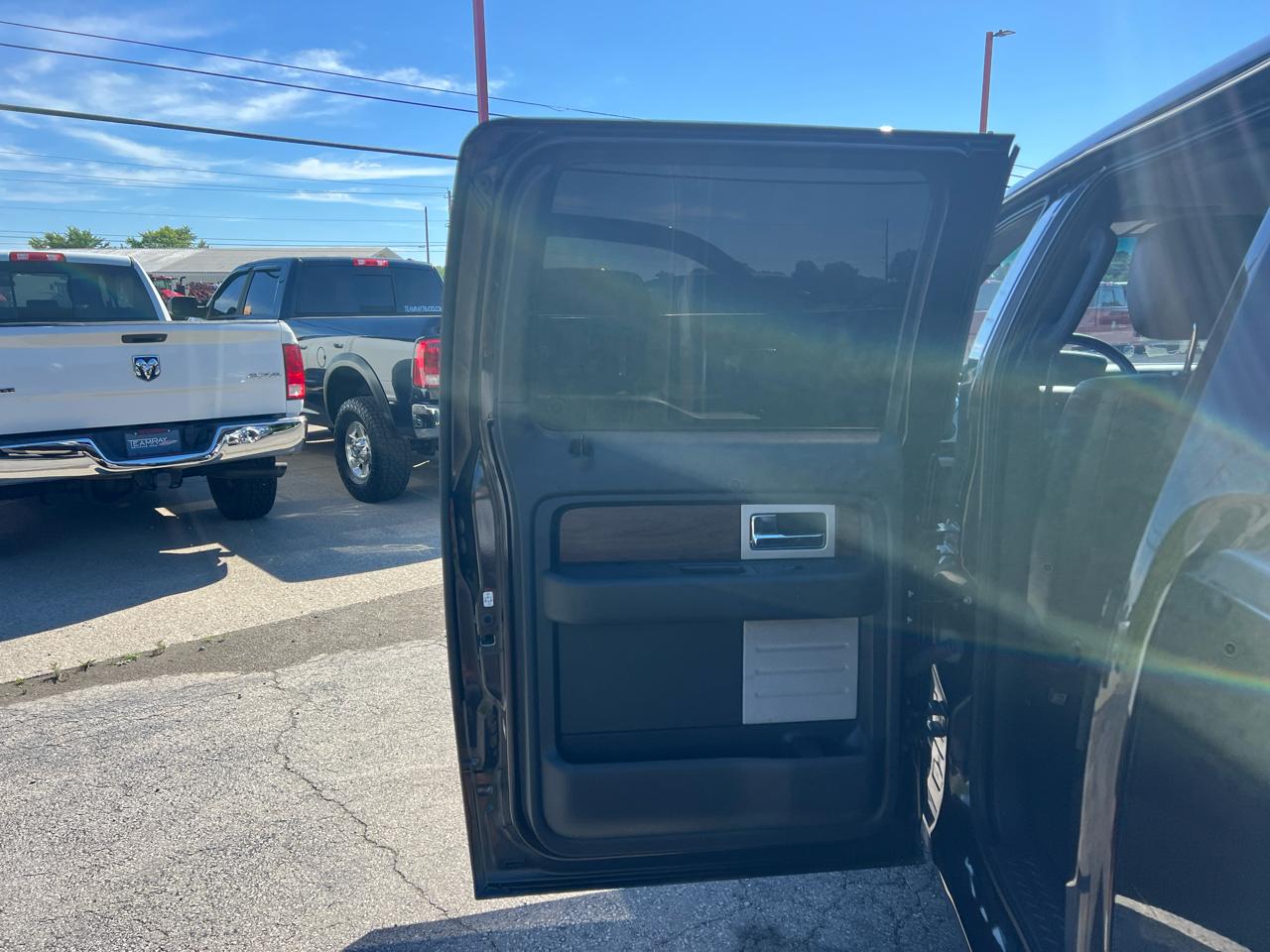 Ford F-150 4WD SuperCrew 145" Lariat 2014