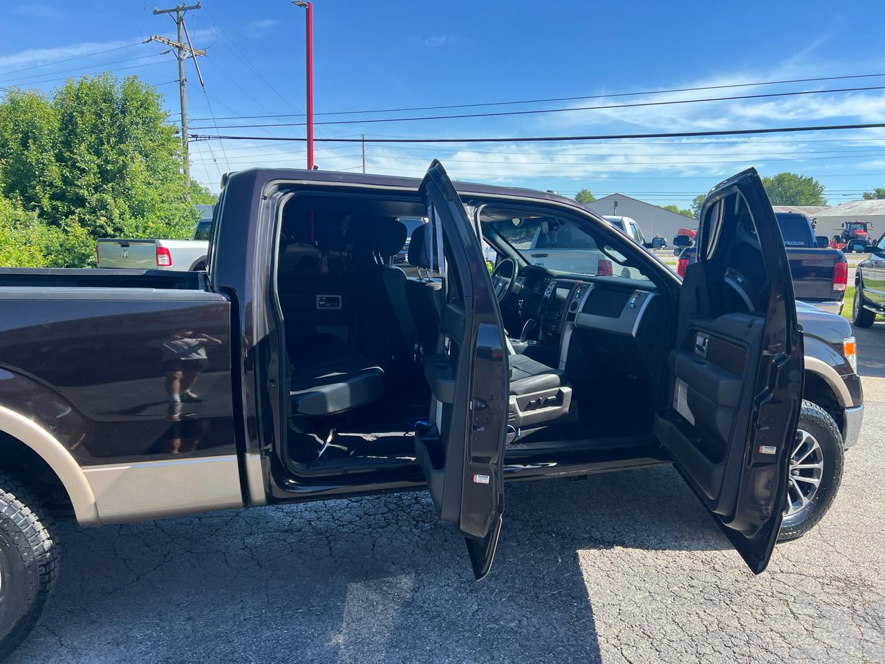 Ford F-150 4WD SuperCrew 145" Lariat 2014