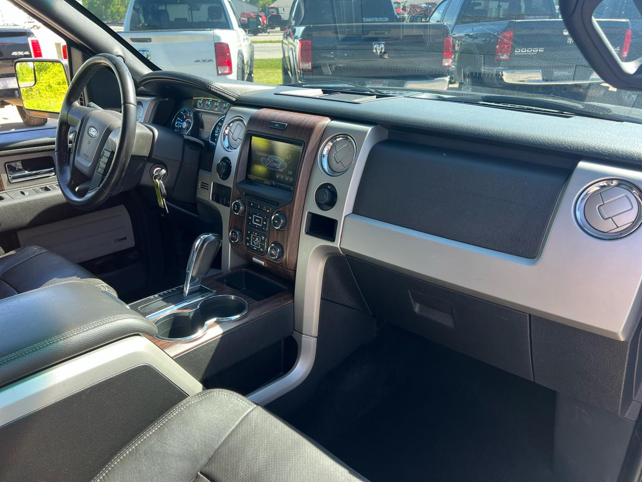 Ford F-150 4WD SuperCrew 145" Lariat 2014