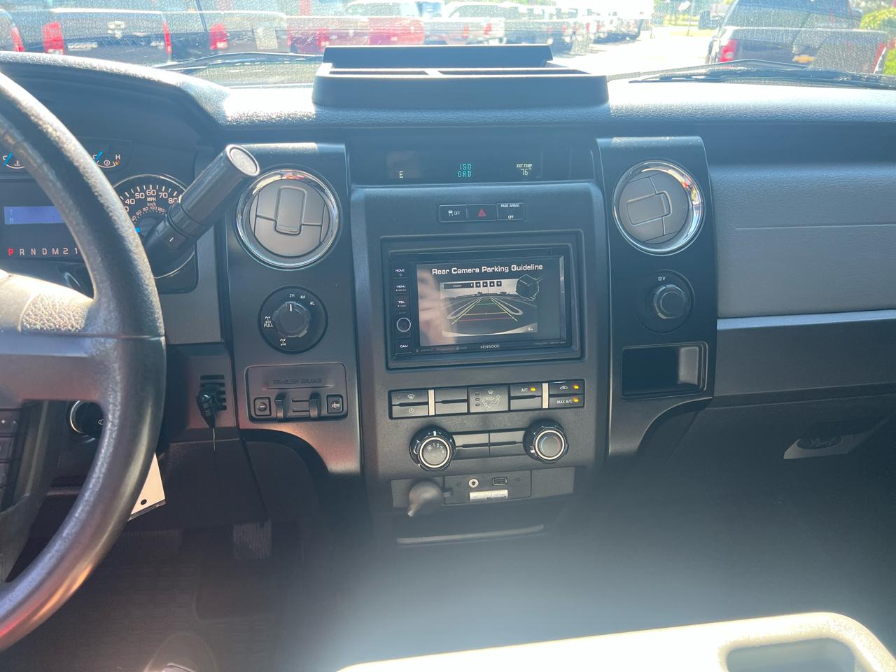 Ford F-150 4WD SuperCrew 145" Platinum 2014